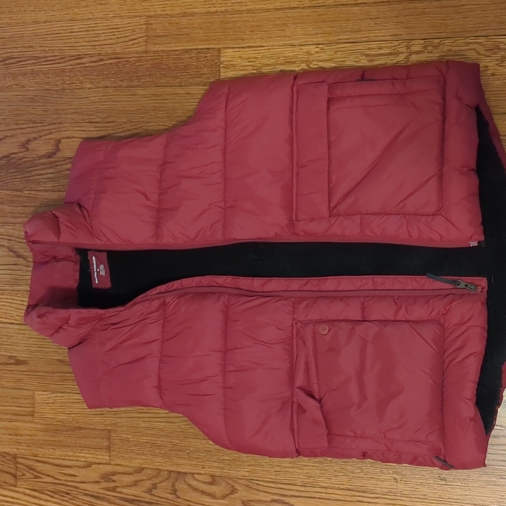 Amazon Essentials Puffer Vest
